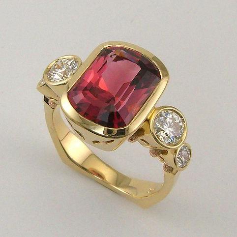 Vintage Rotes Glas Zirkonia Gold Ring